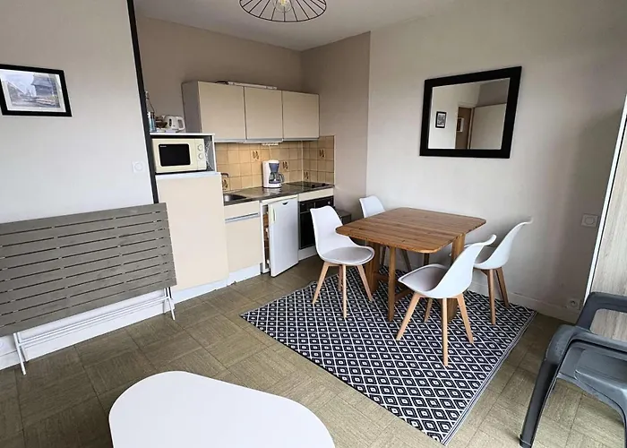 Résidence Le Renaissance - - Place Du Marché Mae-6571 Appartement *