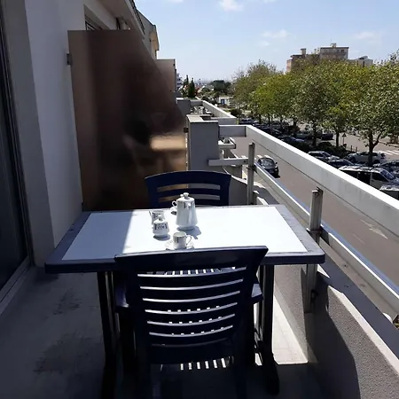 Le Renaissance - - Place Du Marche Mae-6571 アパート *